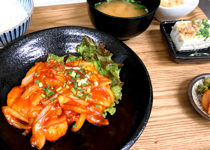 ぷりぷり海老のチリソース定食