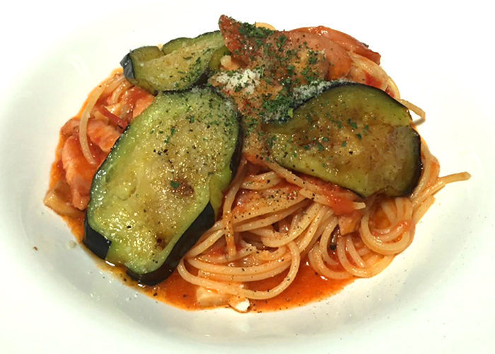 ソーセージとナスのトマトパスタ
