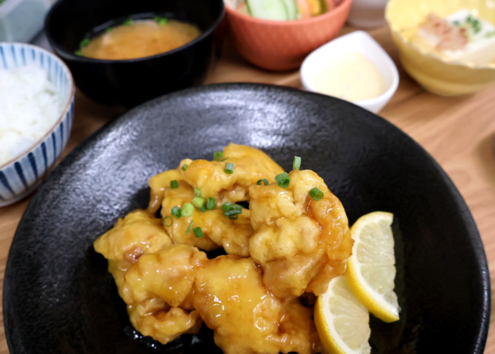 有田鶏モモ肉のチキン南蛮定食